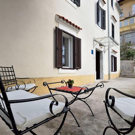 Apartment Opatija Lavanda Bagian luar foto