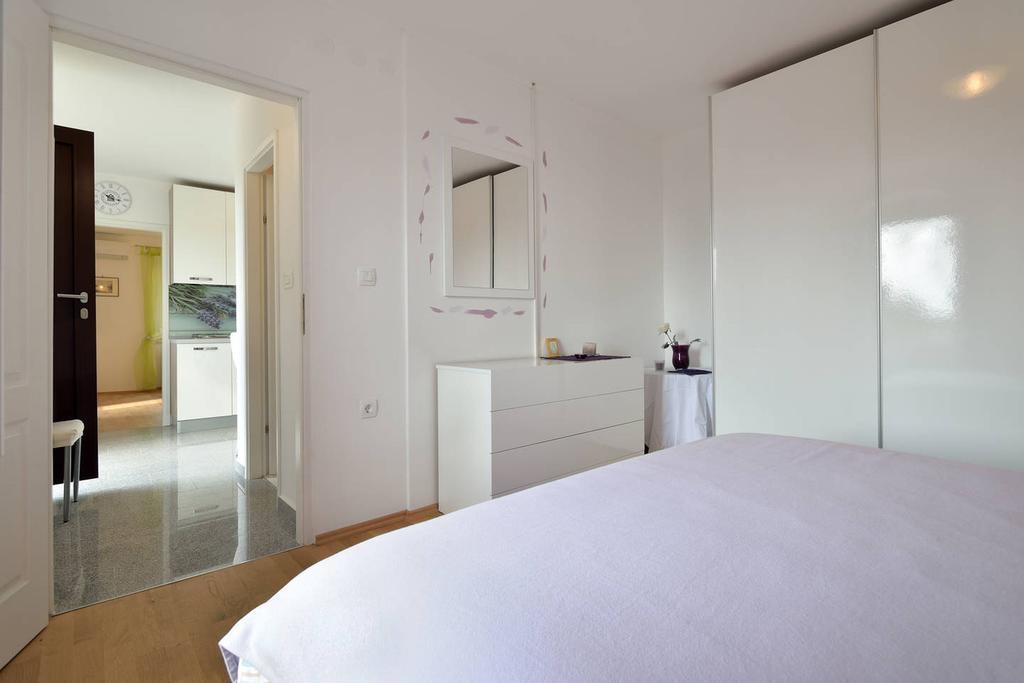 Apartment Opatija Lavanda Ruang foto