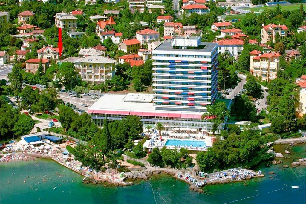 Apartment Opatija Lavanda Bagian luar foto